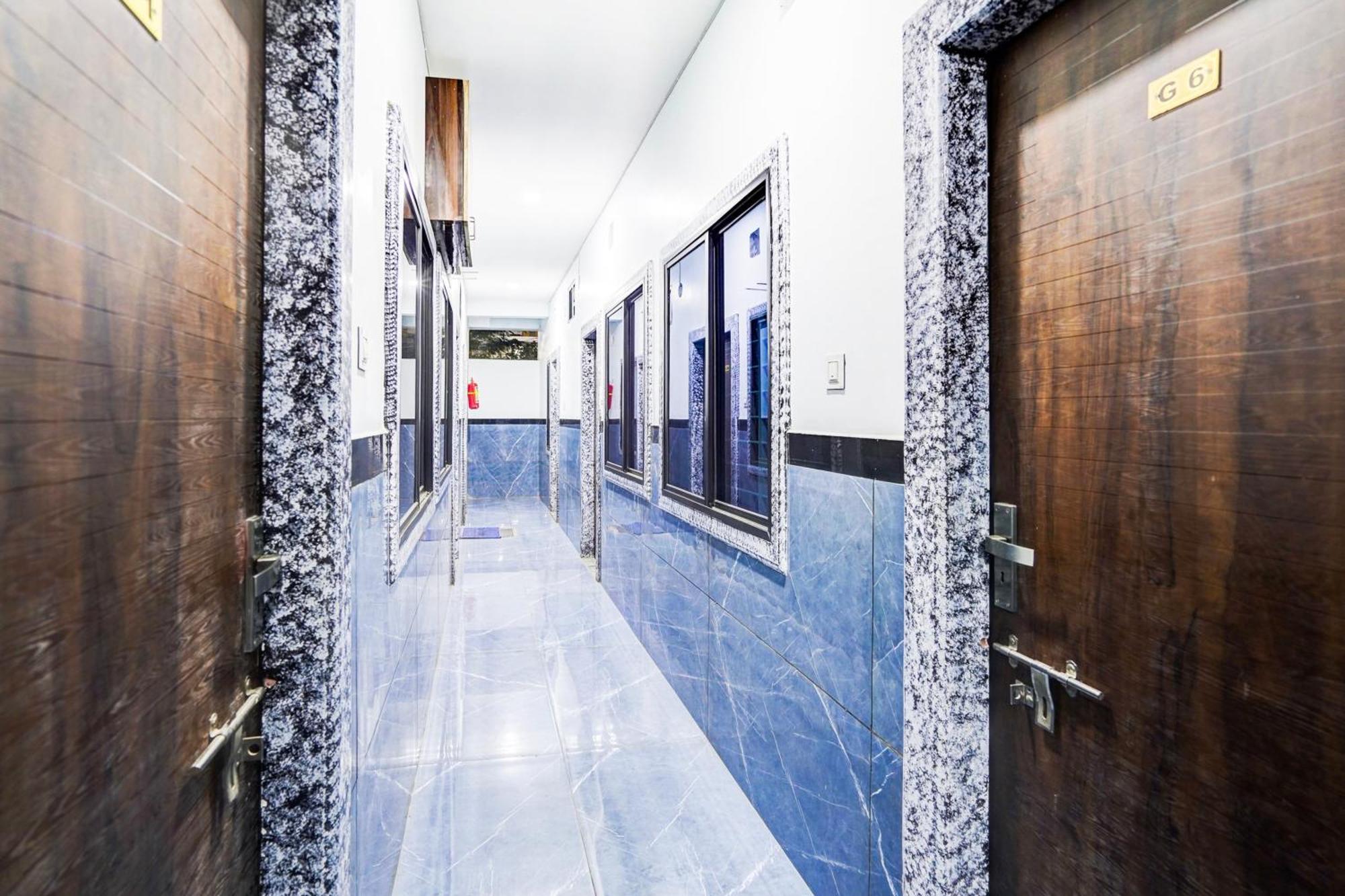 Super Hotel O Brilliant Convention Centre Formerly Madhur Shree Ιντόρ Εξωτερικό φωτογραφία